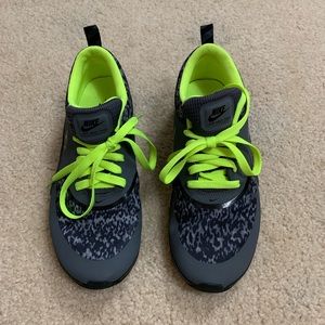 Nike Air Max Thea Shoes Size 8